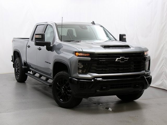 Used 2025 Chevrolet Silverado 2500 Custom w/ Custom Convenience Package