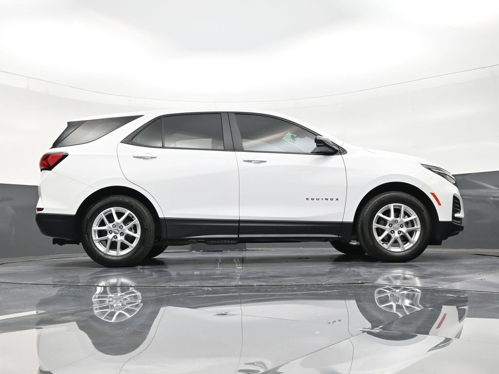 Used 2024 Chevrolet Equinox LS image 26