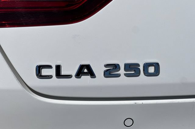 Used 2025 Mercedes-Benz CLA 250 image 32