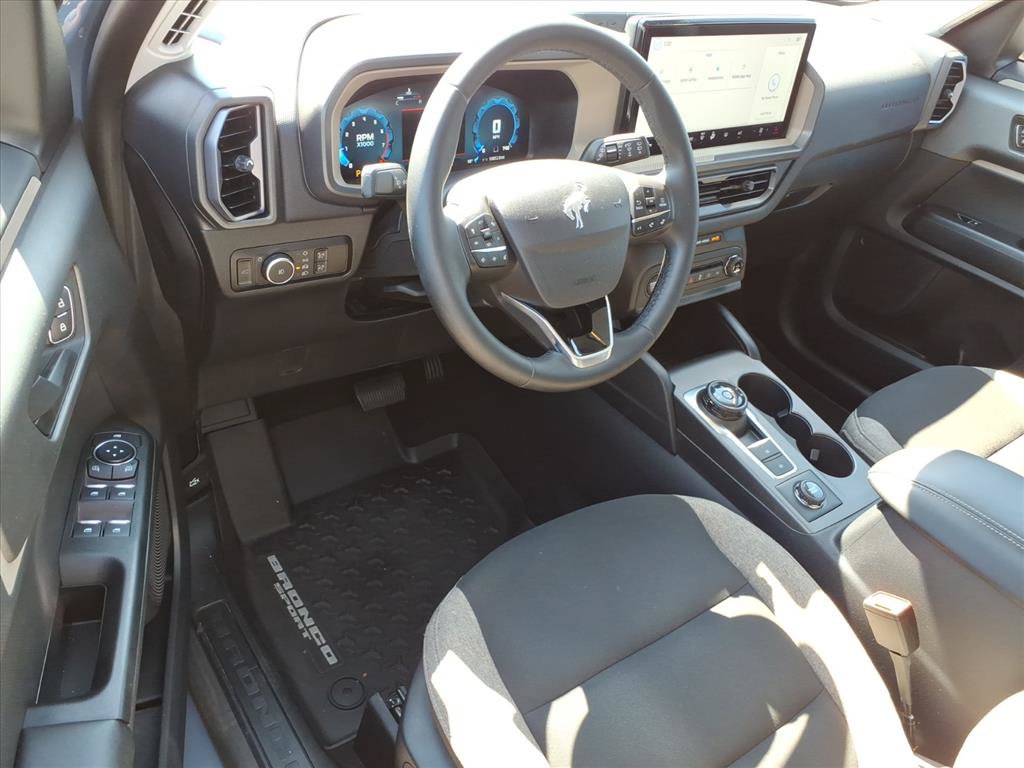 Used 2025 Ford Bronco Sport Big Bend w/ Convenience Package AWD/4WD image 8