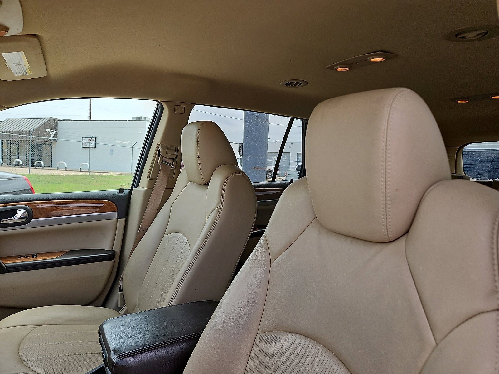 Used 2012 Buick Enclave Leather w/ LPO, Cargo Convenience Pkg FWD image 6
