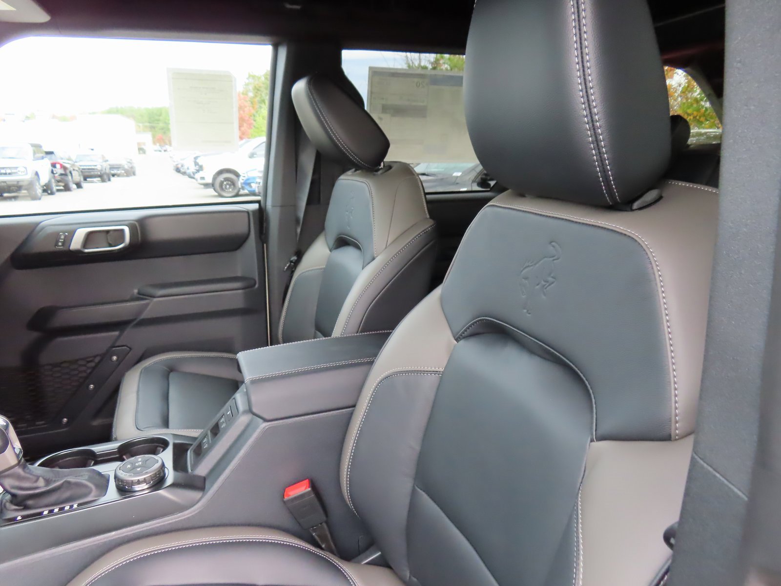 New 2025 Ford Bronco Outer Banks image 16