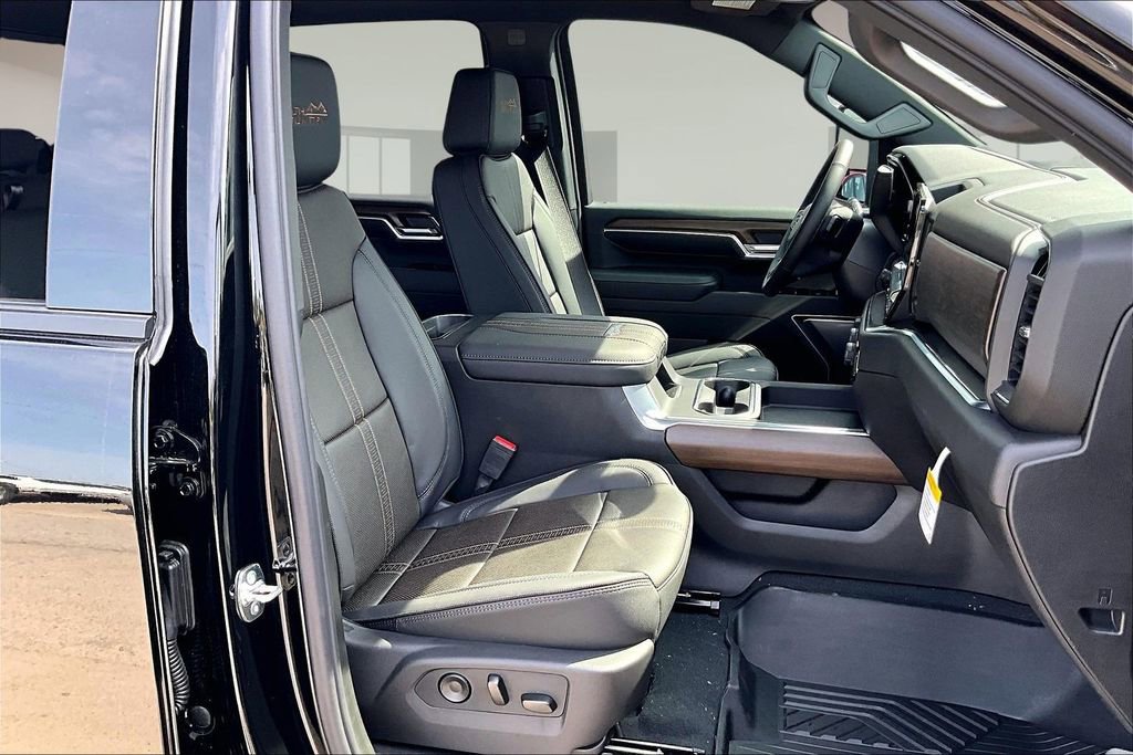 New 2026 Chevrolet Silverado 2500 High Country w/ Midnight Edition image 10