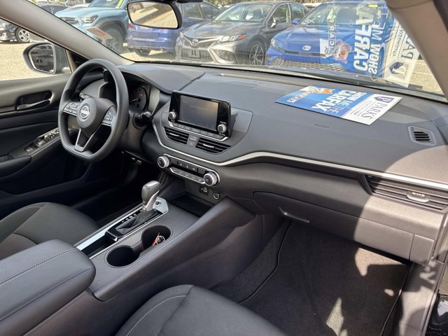Used 2024 Nissan Altima 2.5 S image 17