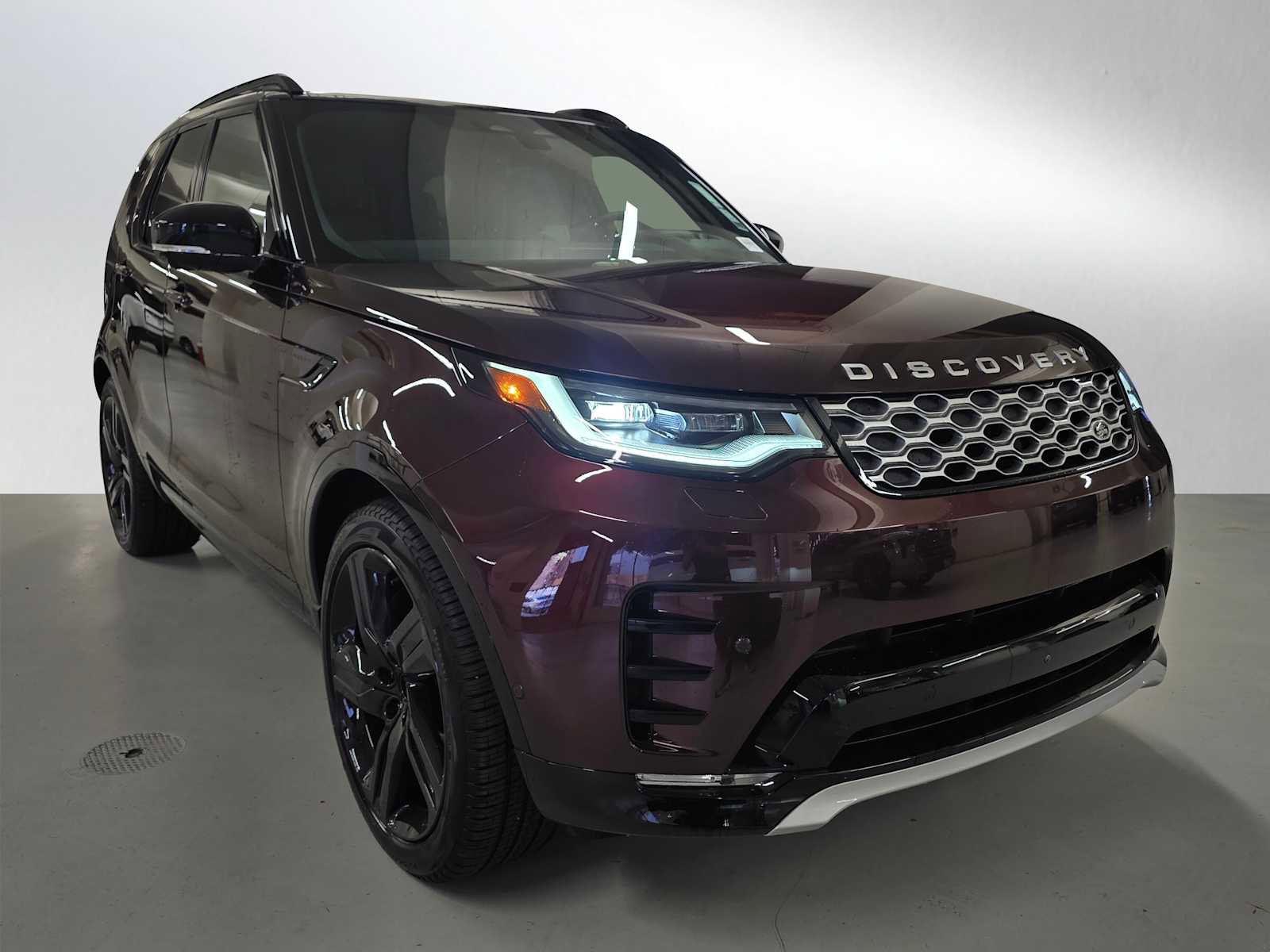 New 2026 Land Rover Discovery Limited Edition AWD/4WD image 7