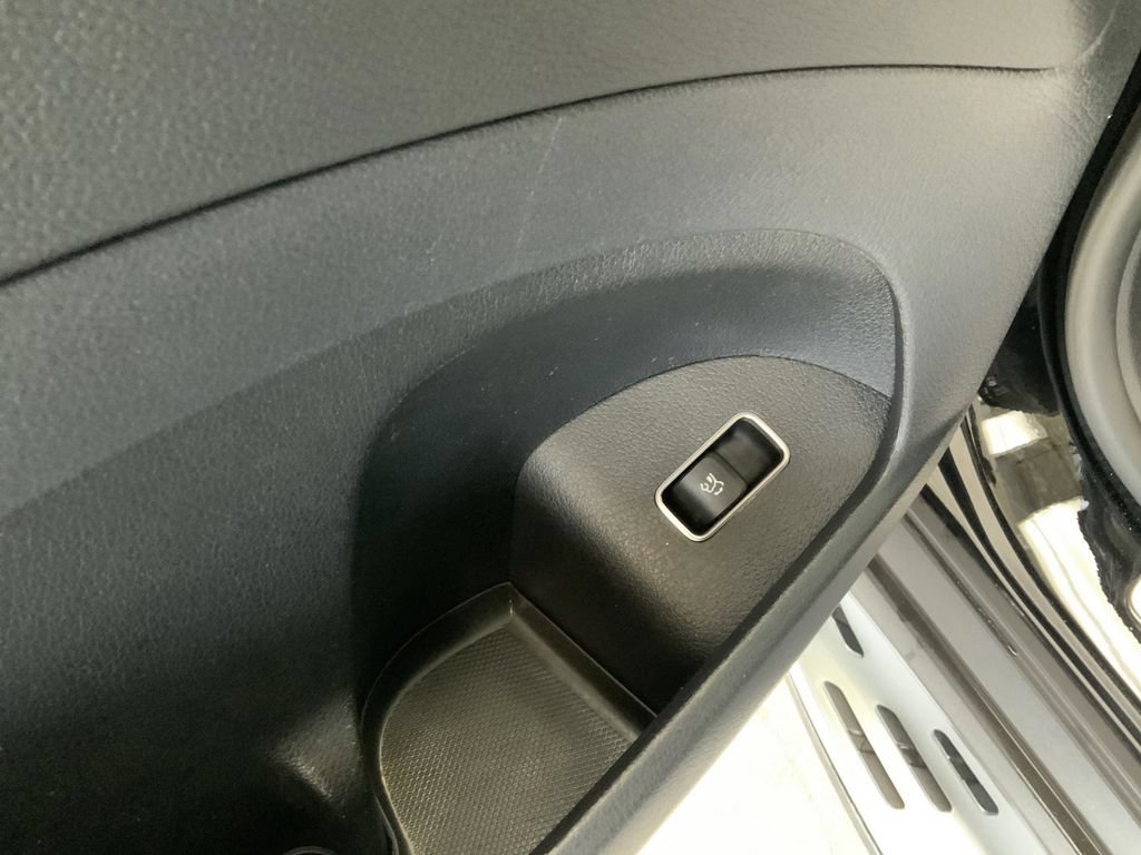 Used 2022 Mercedes-Benz GLS 450 4MATIC image 14