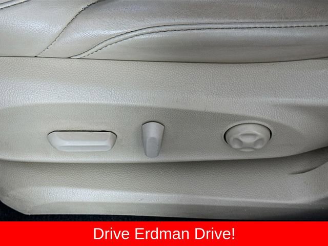 Used 2020 Buick Envision Essence FWD image 12