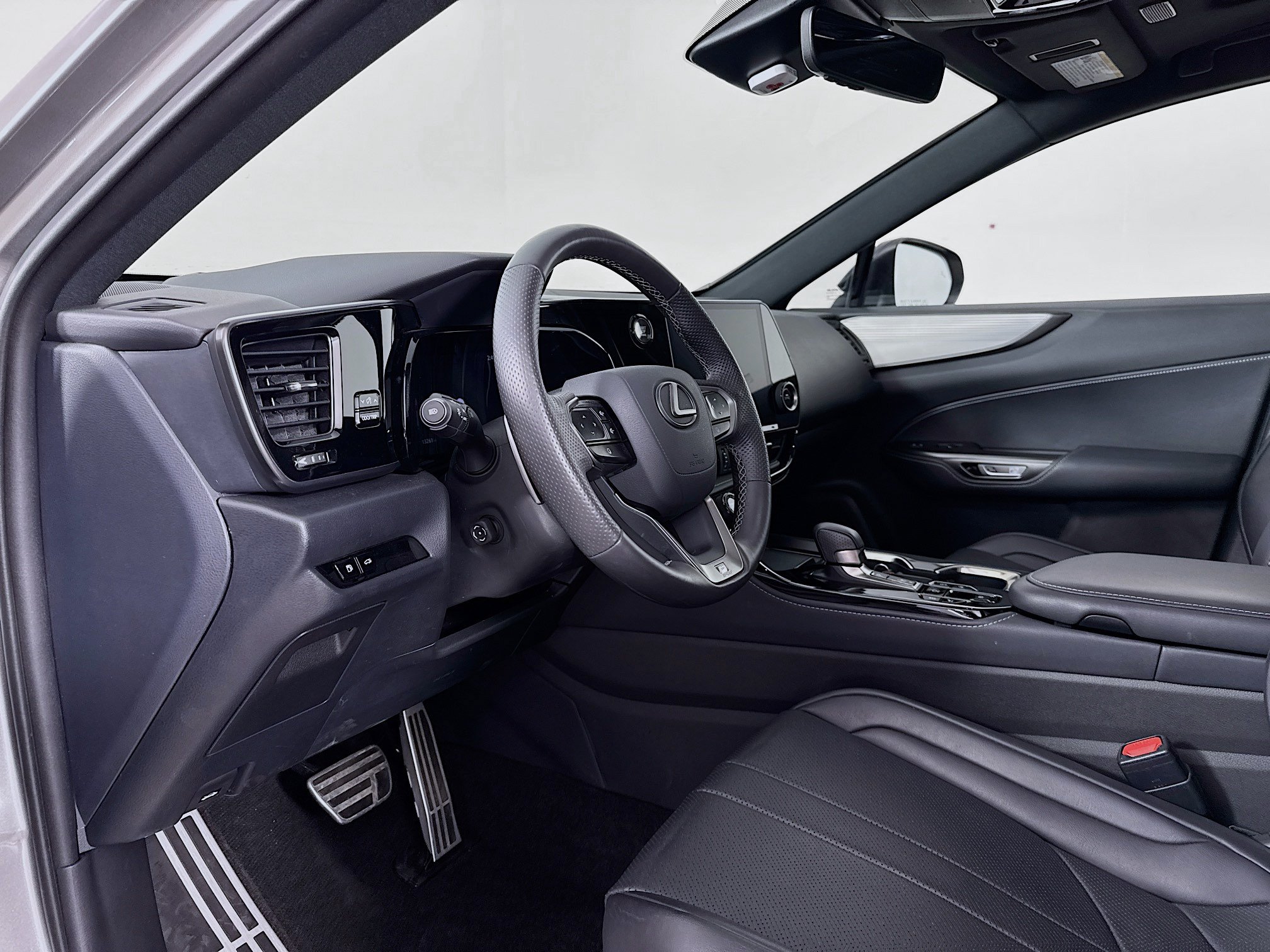 Used 2024 Lexus NX 350 F Sport AWD/4WD image 9