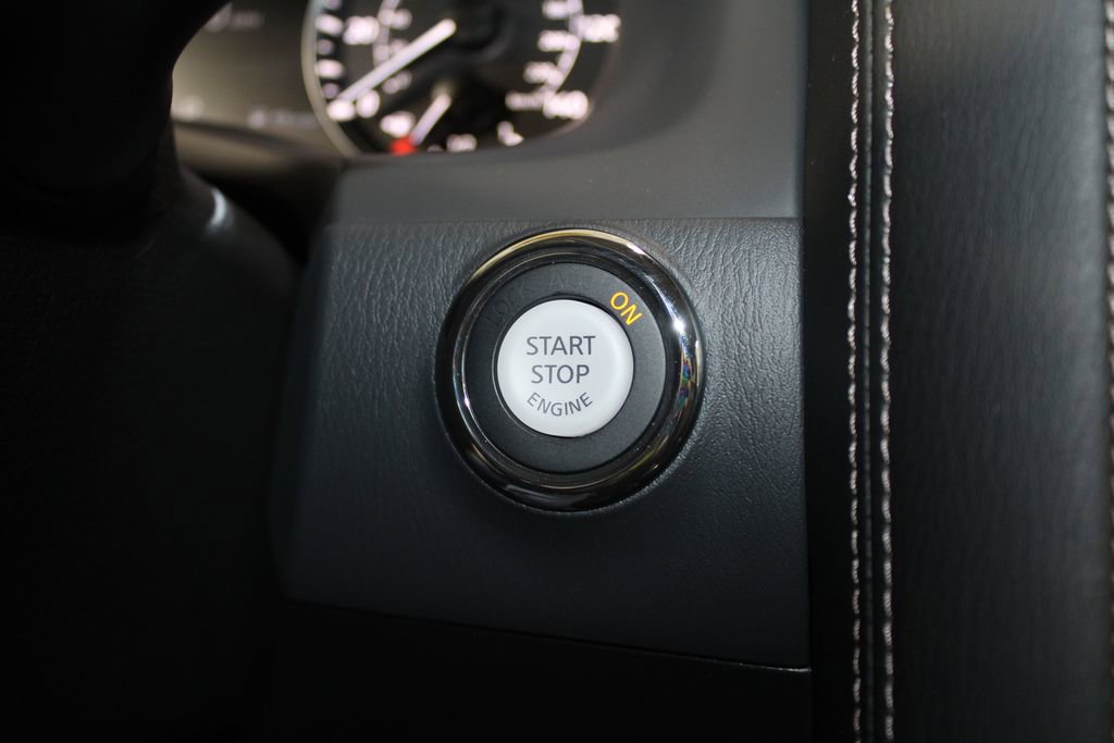 Used 2024 Nissan Armada Platinum w/ Captain's Chairs Package image 55