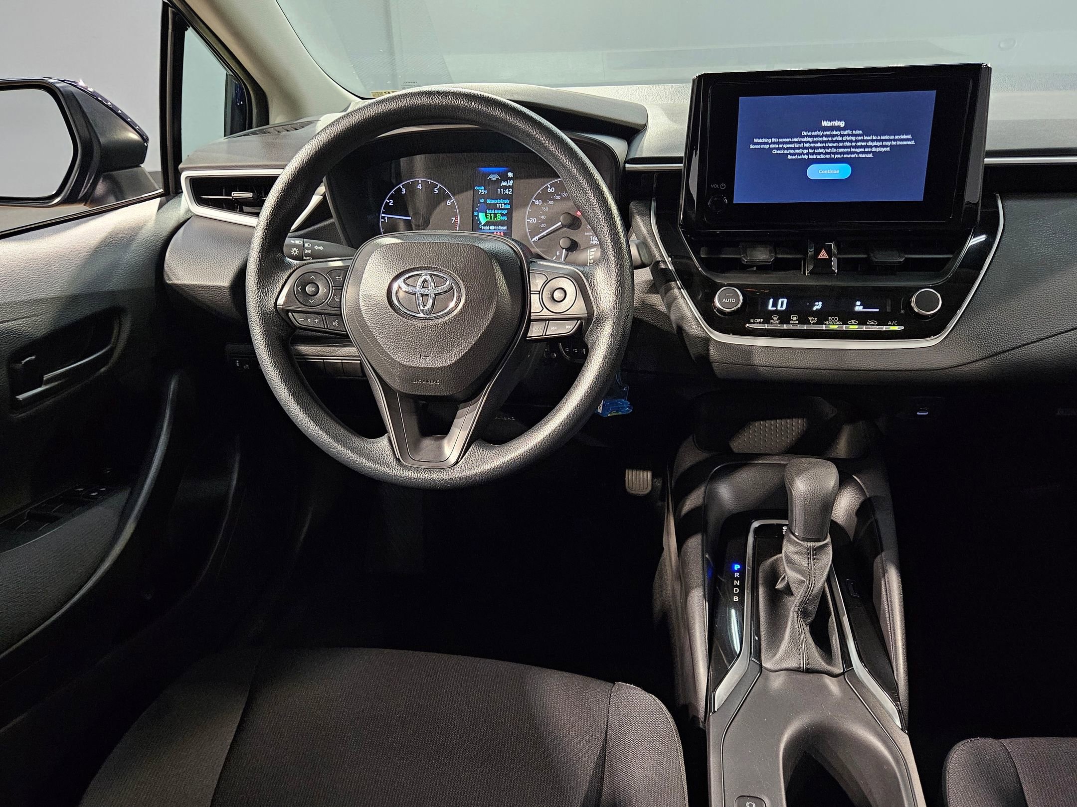 Used 2025 Toyota Corolla LE image 9