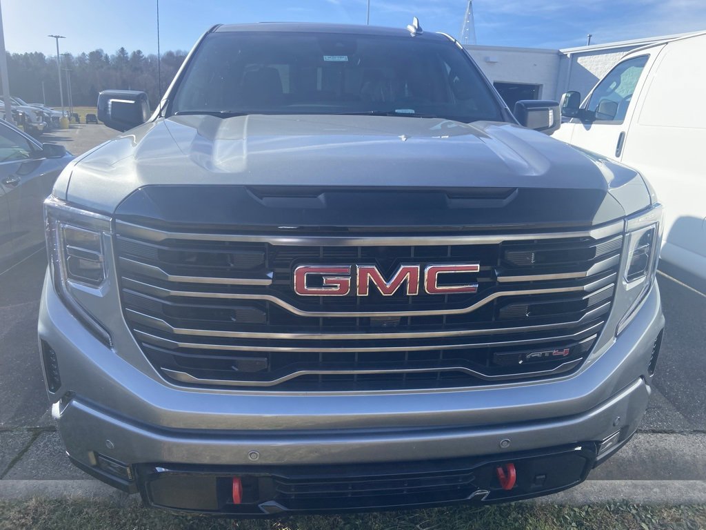 Used 2025 GMC Sierra 1500 AT4 w/ AT4 Premium Package image 6