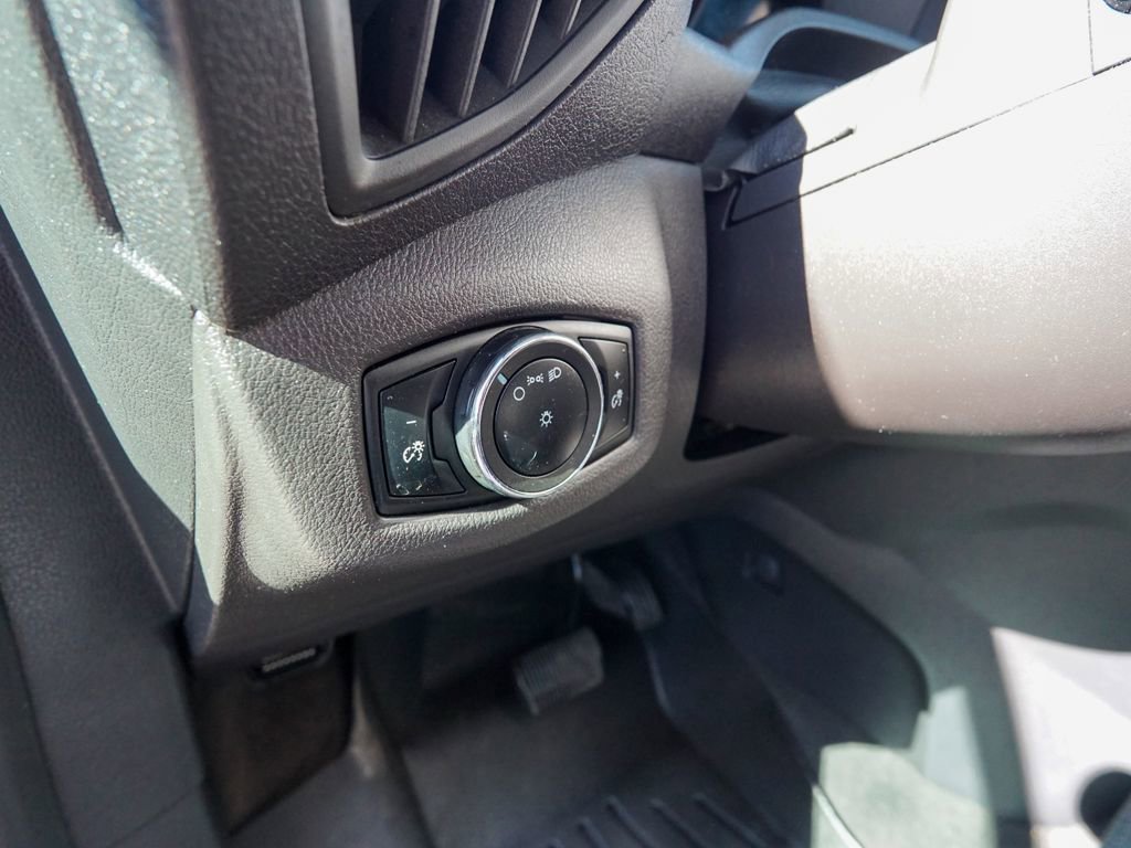 Used 2018 Ford Transit Connect XL image 16