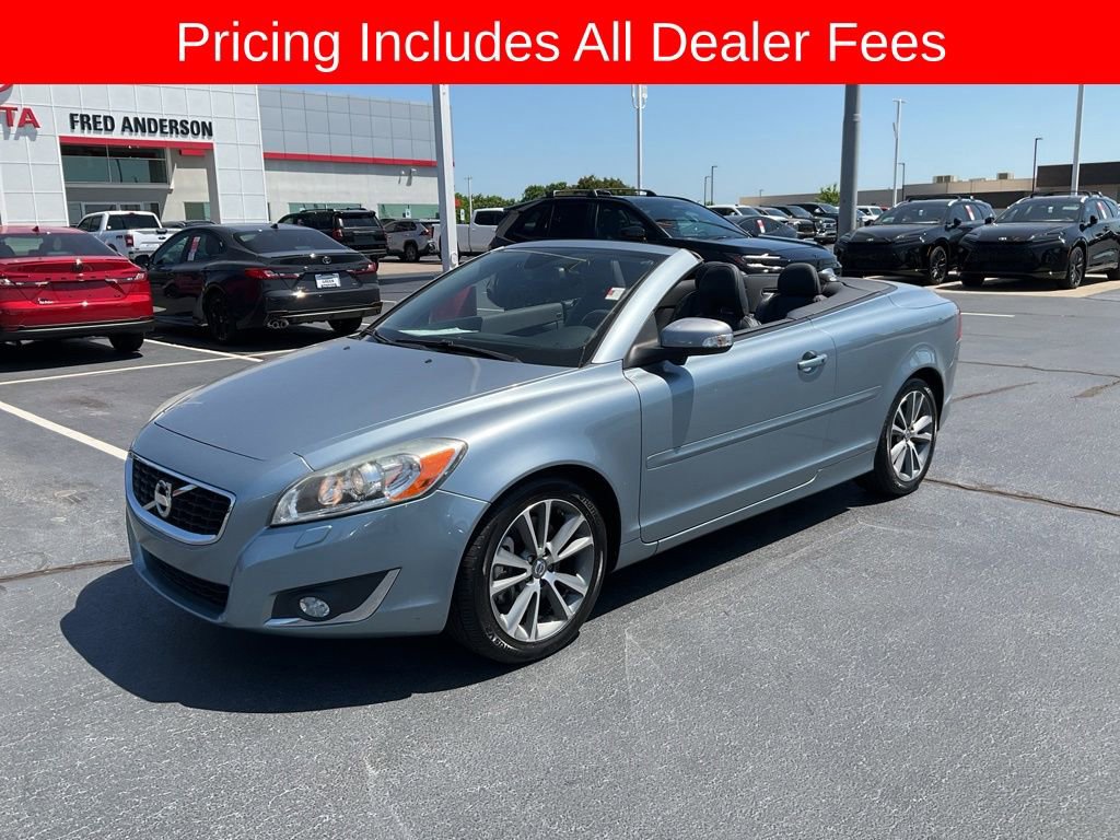 Used 2013 Volvo C70 T5 FWD image 2
