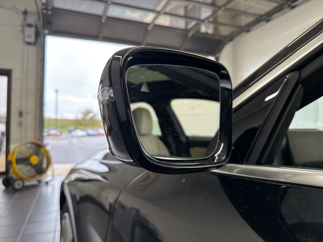 New 2025 BMW i4 xDrive40i image 13