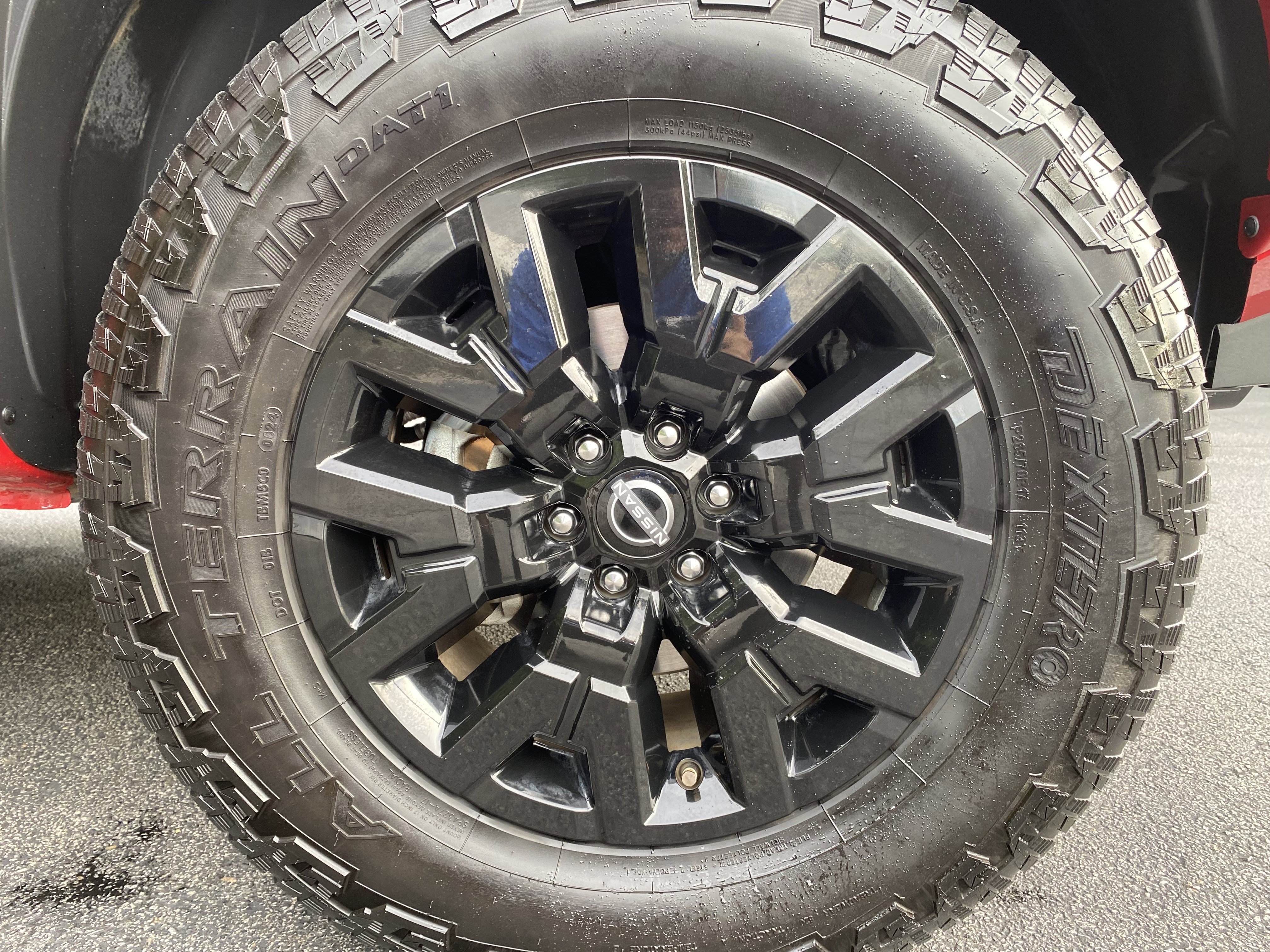 Used 2023 Nissan Frontier SV AWD/4WD image 13