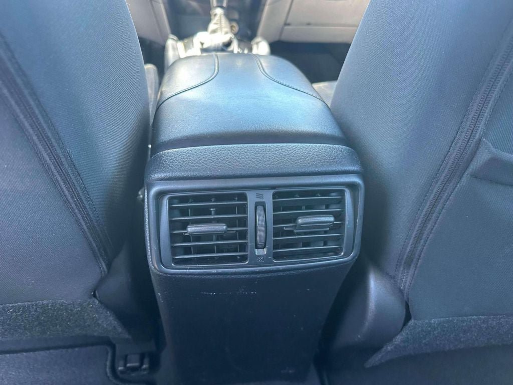 Used 2021 Nissan Rogue Sport SV AWD/4WD image 12