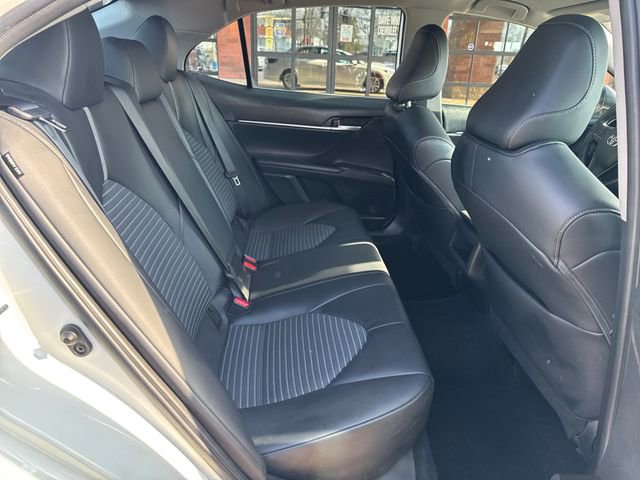 Used 2024 Toyota Camry SE FWD image 13