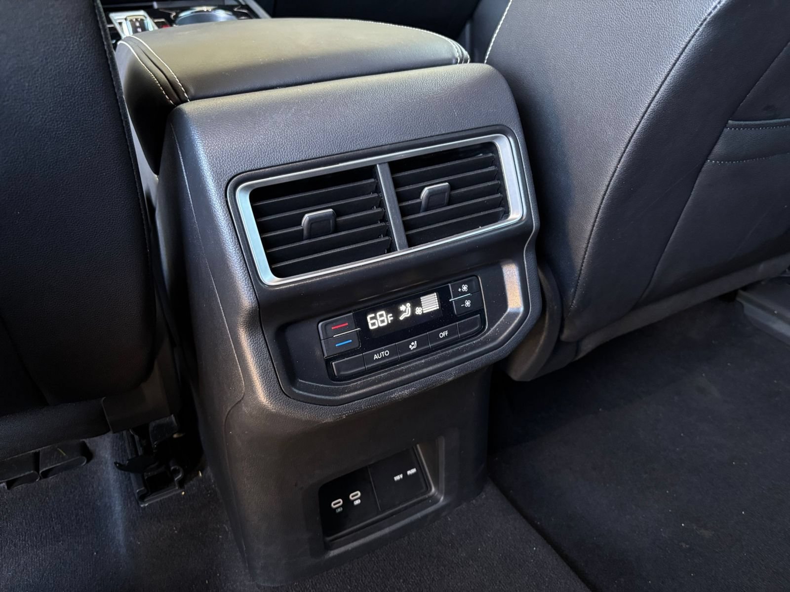 Used 2026 Volkswagen Atlas SE AWD/4WD image 24