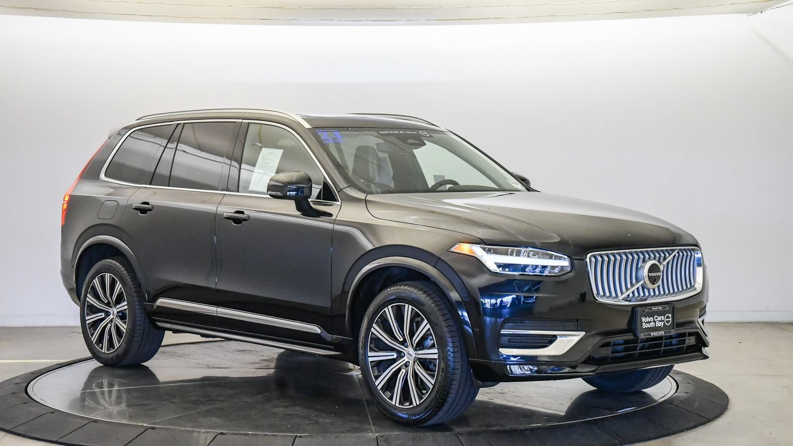 Certified 2024 Volvo XC90 B6 Plus w/ Protection Package Premier AWD/4WD image 6