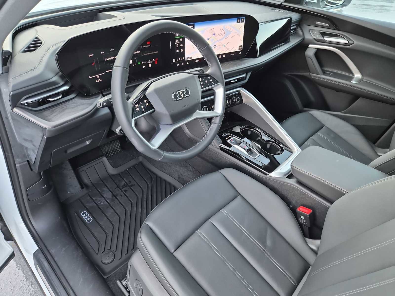 Certified 2025 Audi Q5 Premium Plus w/ Premium Plus image 2