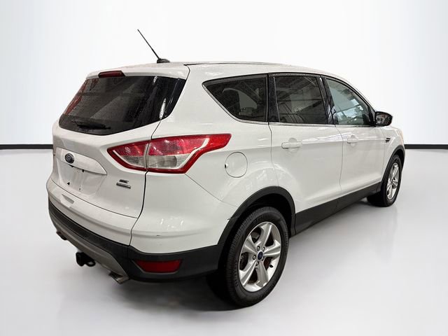Used 2015 Ford Escape SE image 6
