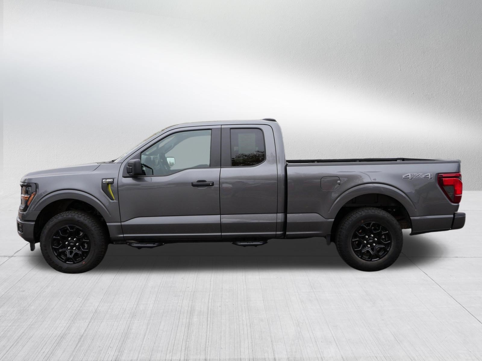 Used 2025 Ford F150 STX AWD/4WD image 4