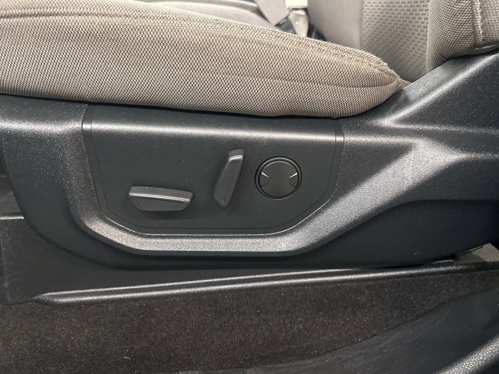 Used 2020 Ford F150 XLT w/ Equipment Group 302A Luxury image 11