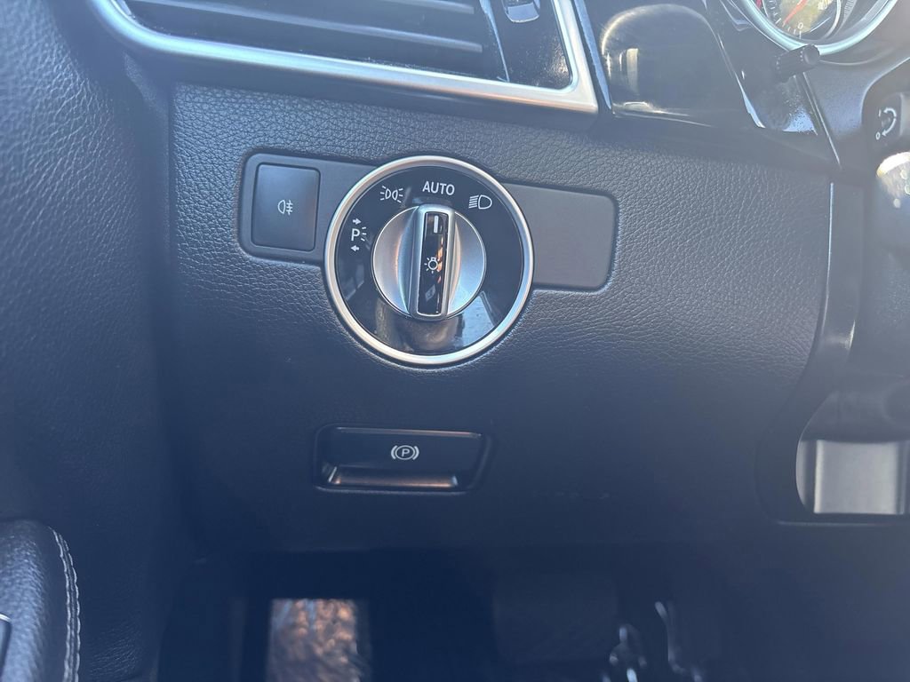 Used 2017 Mercedes-Benz GLS 450 4MATIC image 24