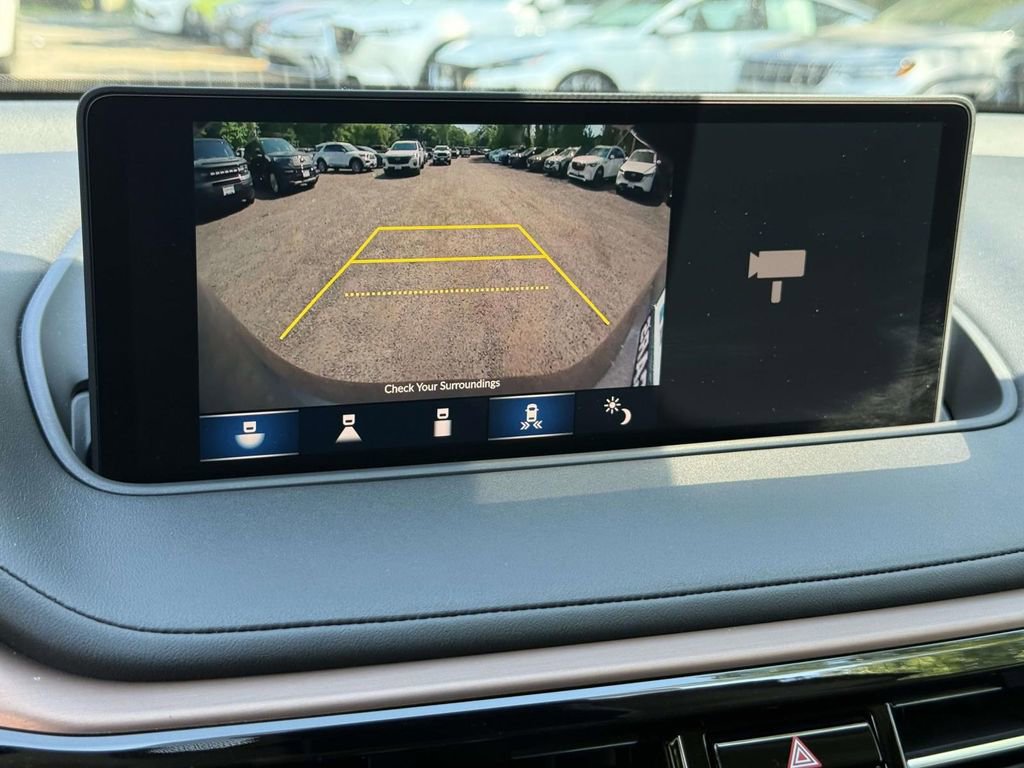 Used 2023 Acura MDX SH-AWD w/ Technology Package image 31
