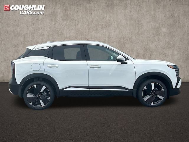 New 2025 Nissan Kicks SR w/ SR Premium Package AWD/4WD video 3