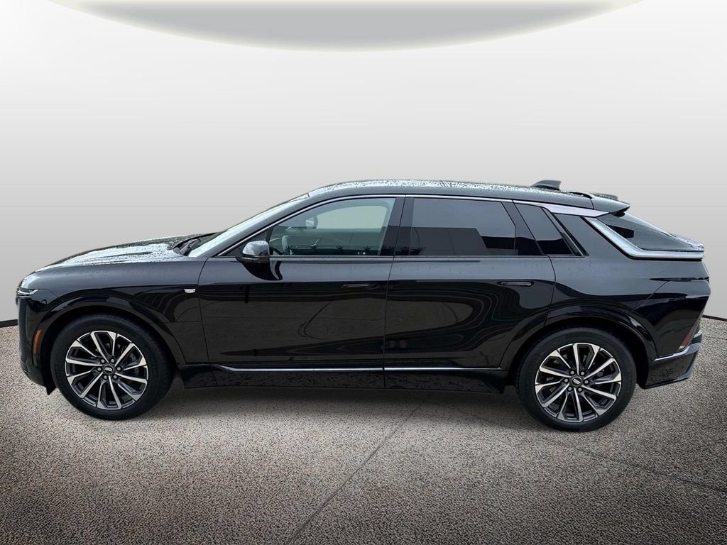 Certified 2024 Cadillac Lyriq Sport AWD/4WD image 3