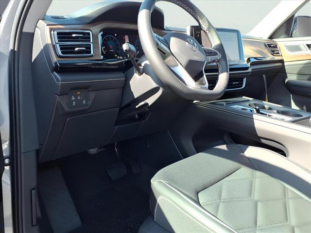 New 2026 Volkswagen Atlas SE image 12