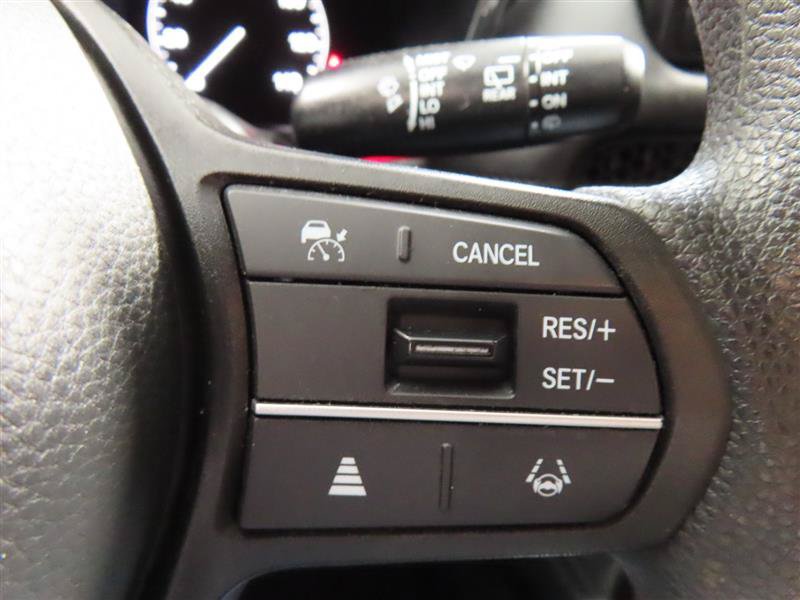 Used 2025 Honda HR-V LX image 21