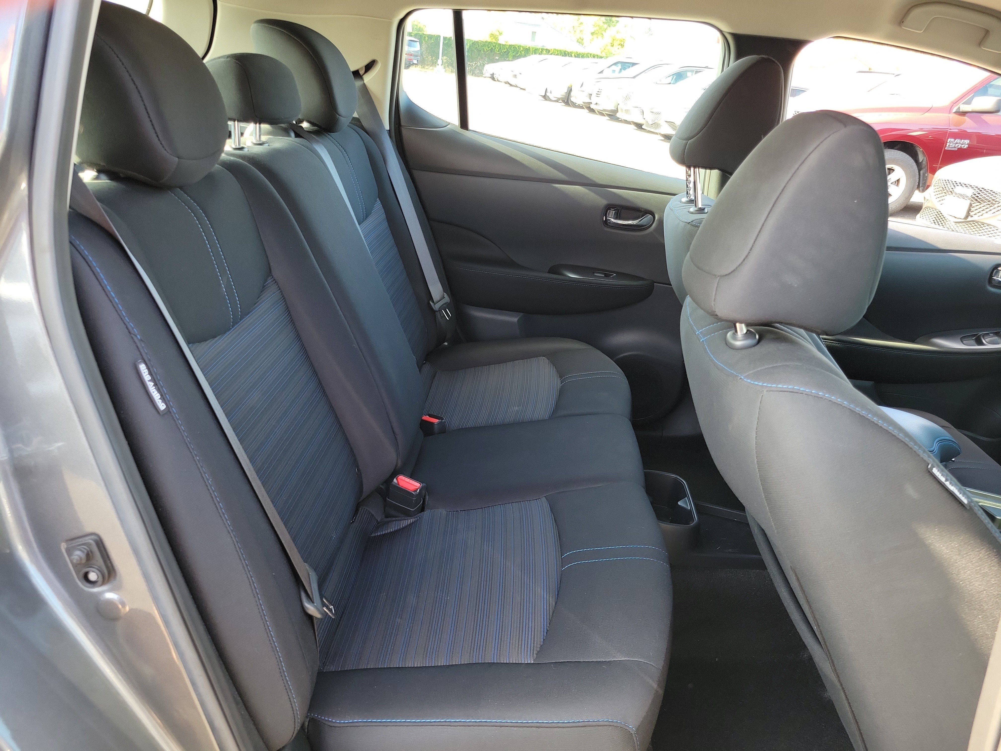 Used 2025 Nissan Leaf S FWD image 23