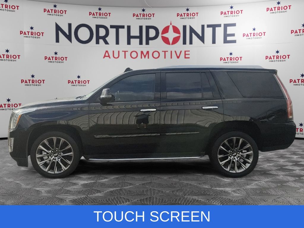 Used 2020 Cadillac Escalade Premium Luxury w/ Escalade Sport Edition image 4