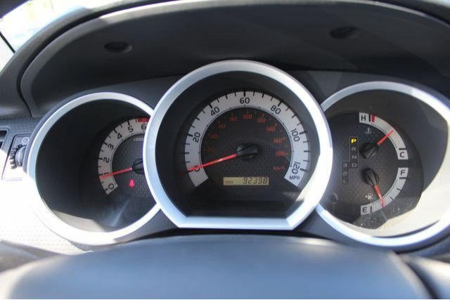 Used 2014 Toyota Tacoma 2WD Regular Cab image 38