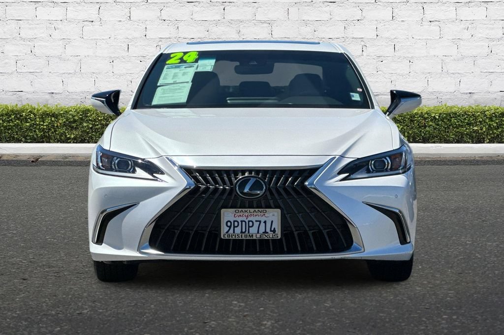 Used 2024 Lexus ES 350 w/ Premium Package FWD image 9