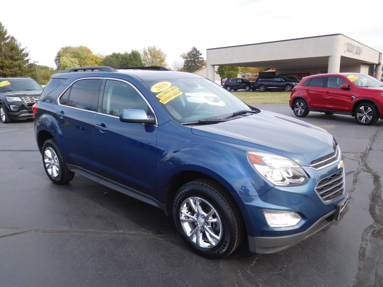 Used 2017 Chevrolet Equinox LT image 10