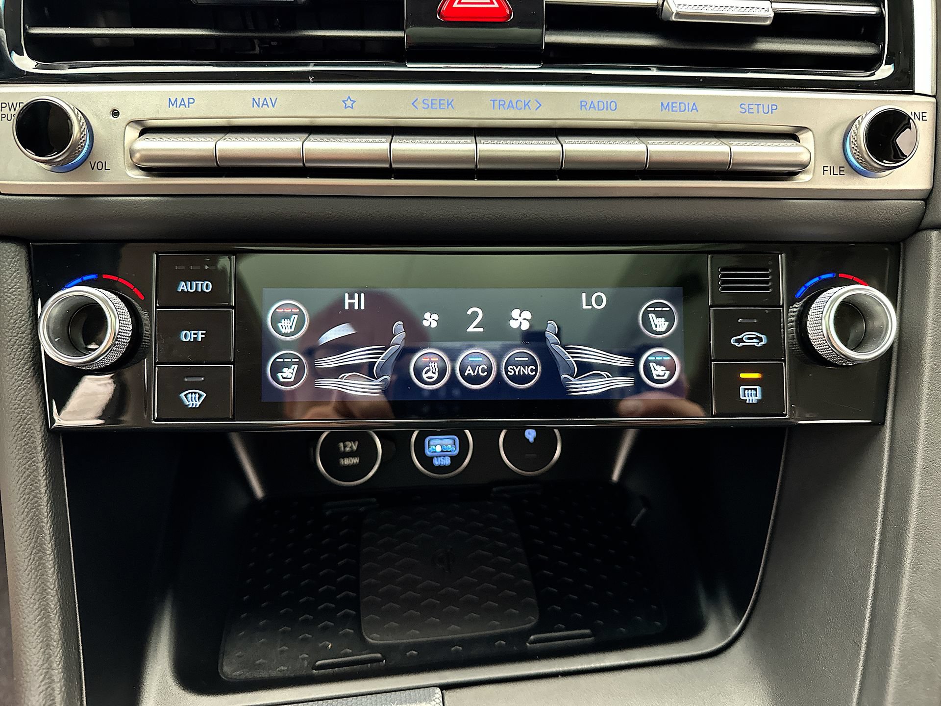 Certified 2026 Genesis G70 2.5T Prestige AWD/4WD image 19