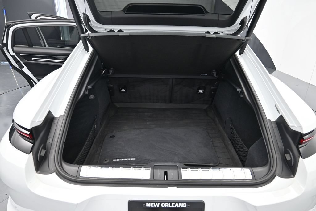 Certified 2024 Porsche Panamera 4 AWD/4WD image 18