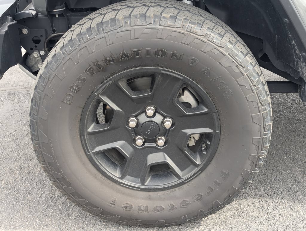 Used 2021 Jeep Gladiator Mojave AWD/4WD image 13