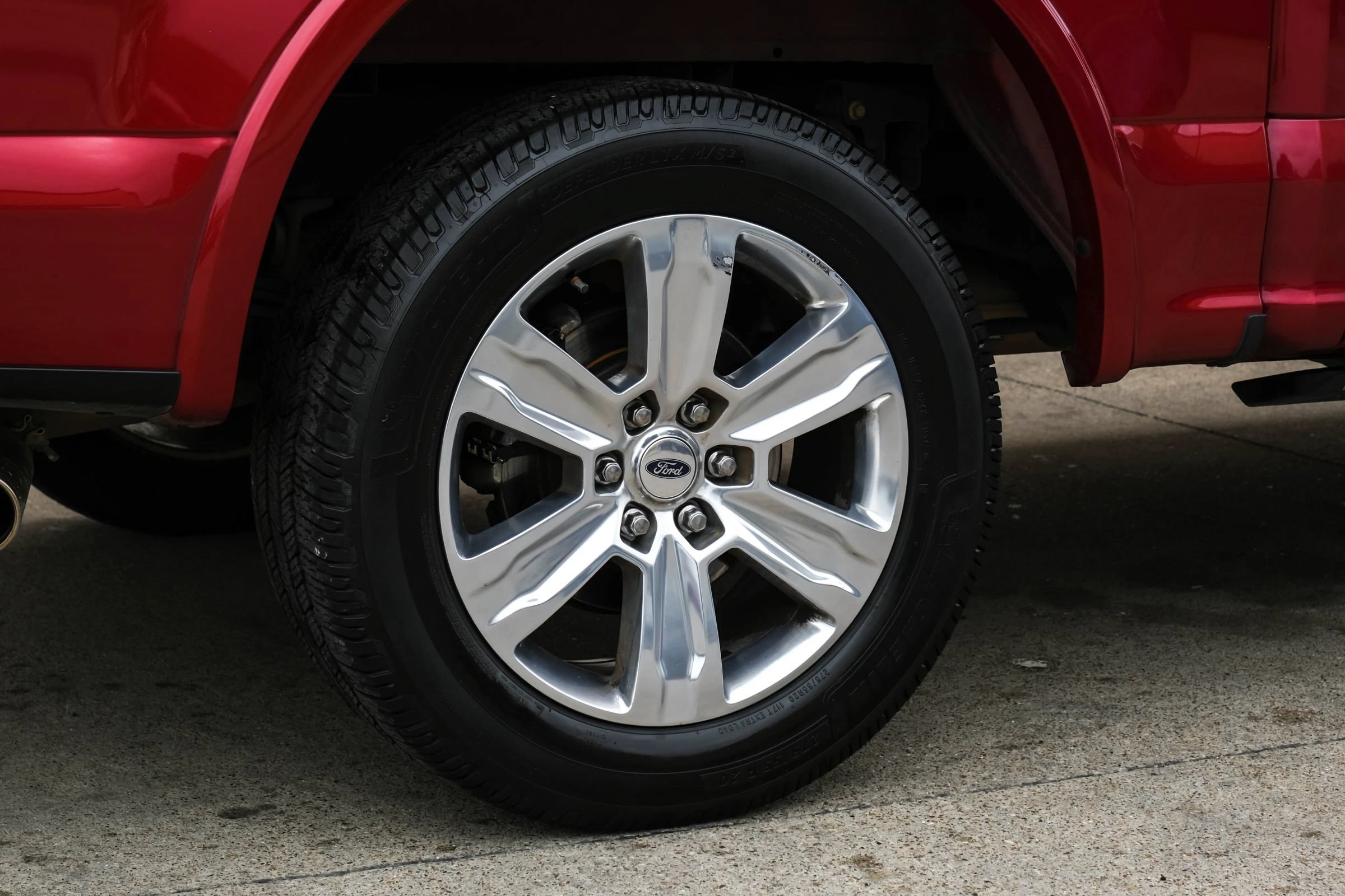 Used 2018 Ford F150 Platinum w/ Equipment Group 701A Luxury AWD/4WD image 47