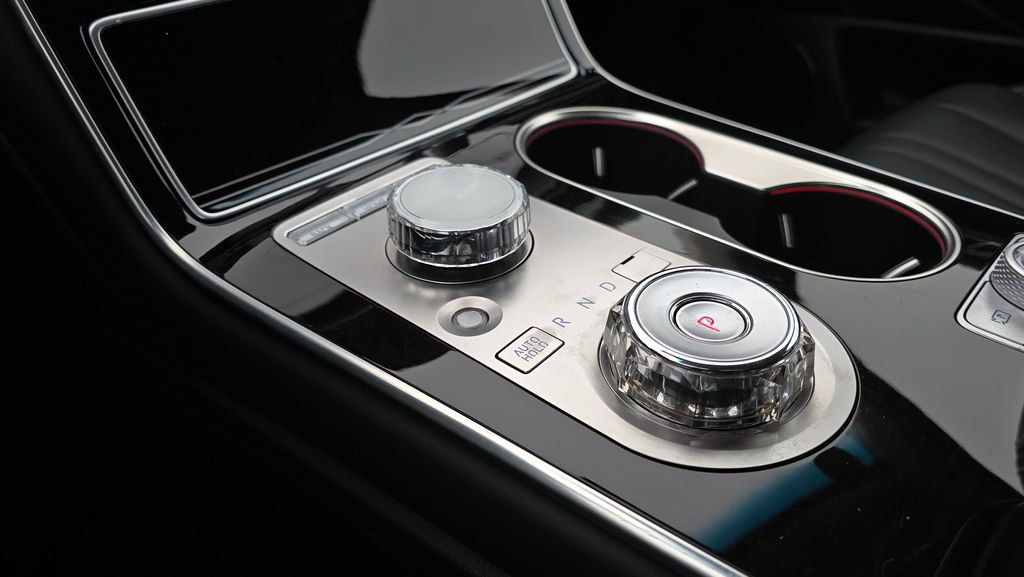 Used 2025 Genesis GV80 2.5T Standard image 70