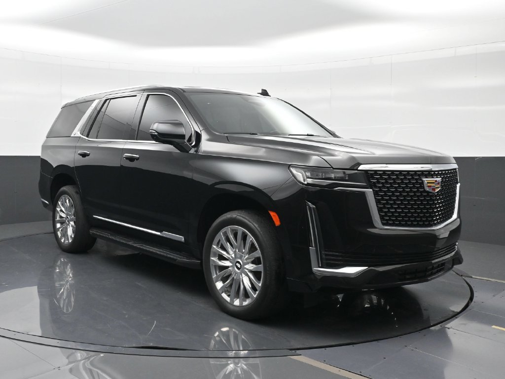 Used 2024 Cadillac Escalade Premium Luxury RWD image 4