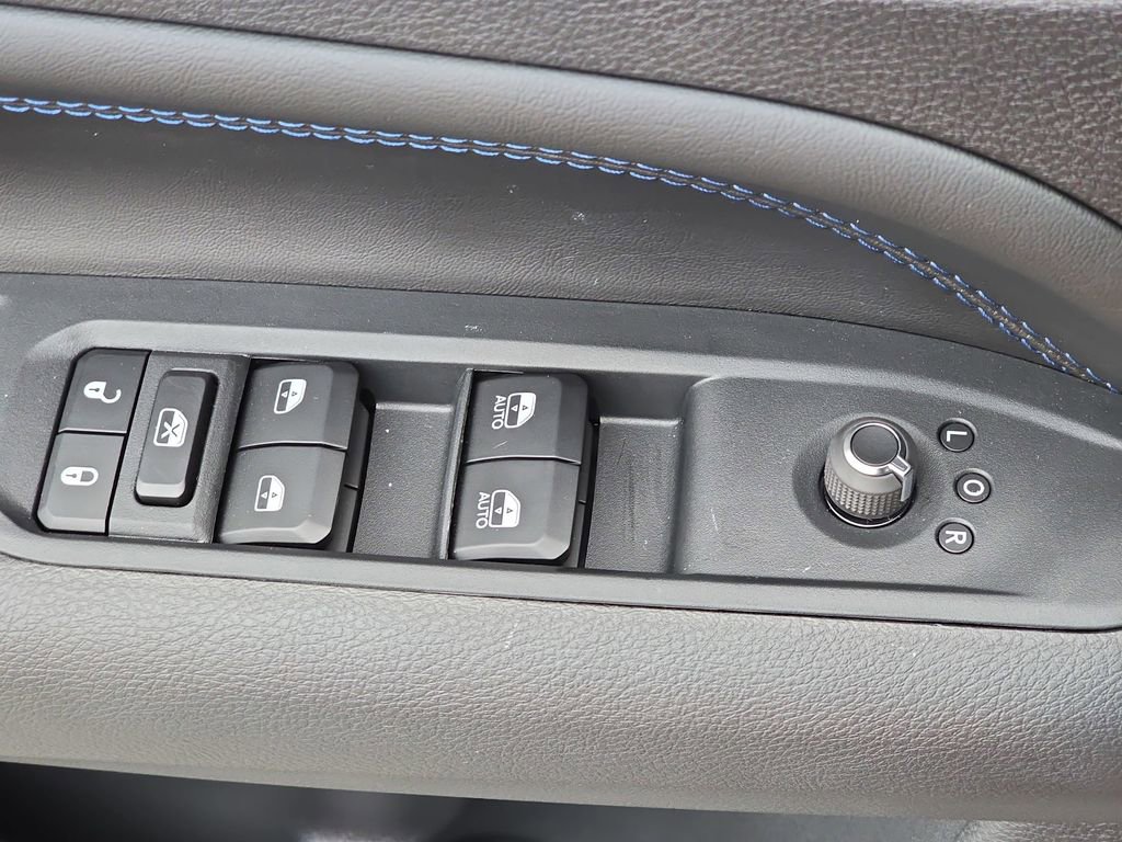 New 2026 Jeep Compass Latitude AWD/4WD image 28