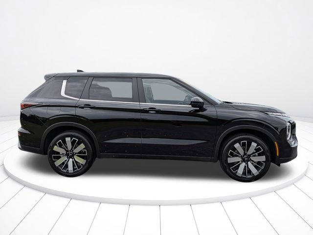 New 2026 Mitsubishi Outlander SE FWD video 2