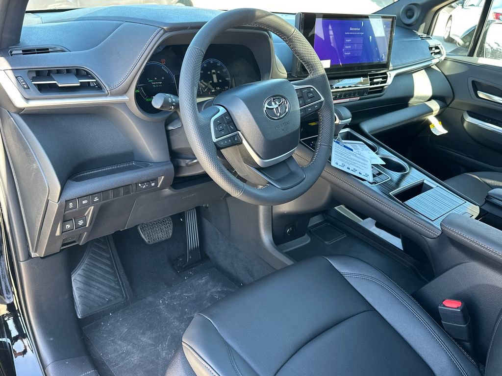 New 2026 Toyota Sienna XLE Woodland Edition image 19