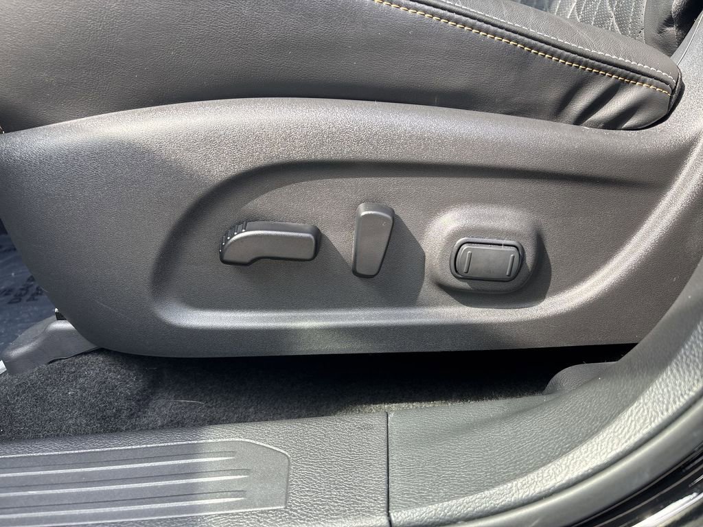 Certified 2024 Nissan Murano Platinum w/ Cargo Package image 23