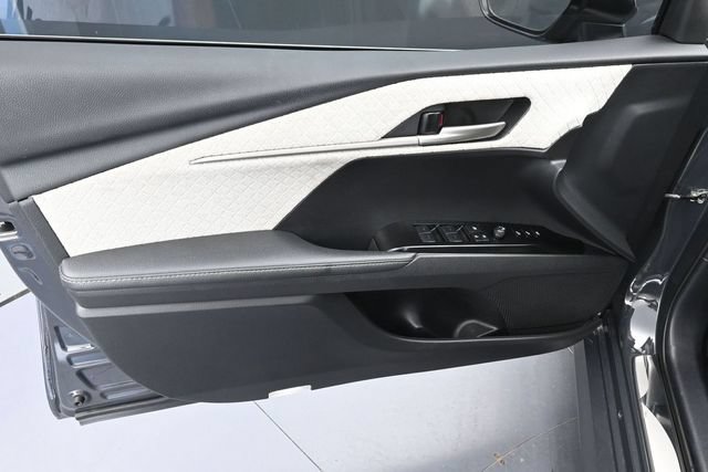 Used 2025 Toyota Camry XLE w/ Premium Package FWD image 26