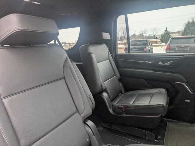 Used 2021 GMC Yukon XL Denali w/ Denali Premium Package image 23